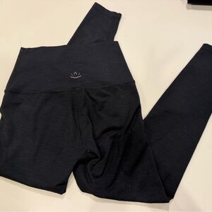 Beyond Yoga Ribbed Leggings